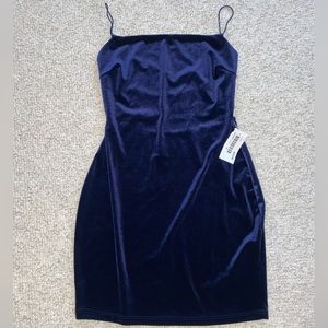 Navy velvet backless mini dress